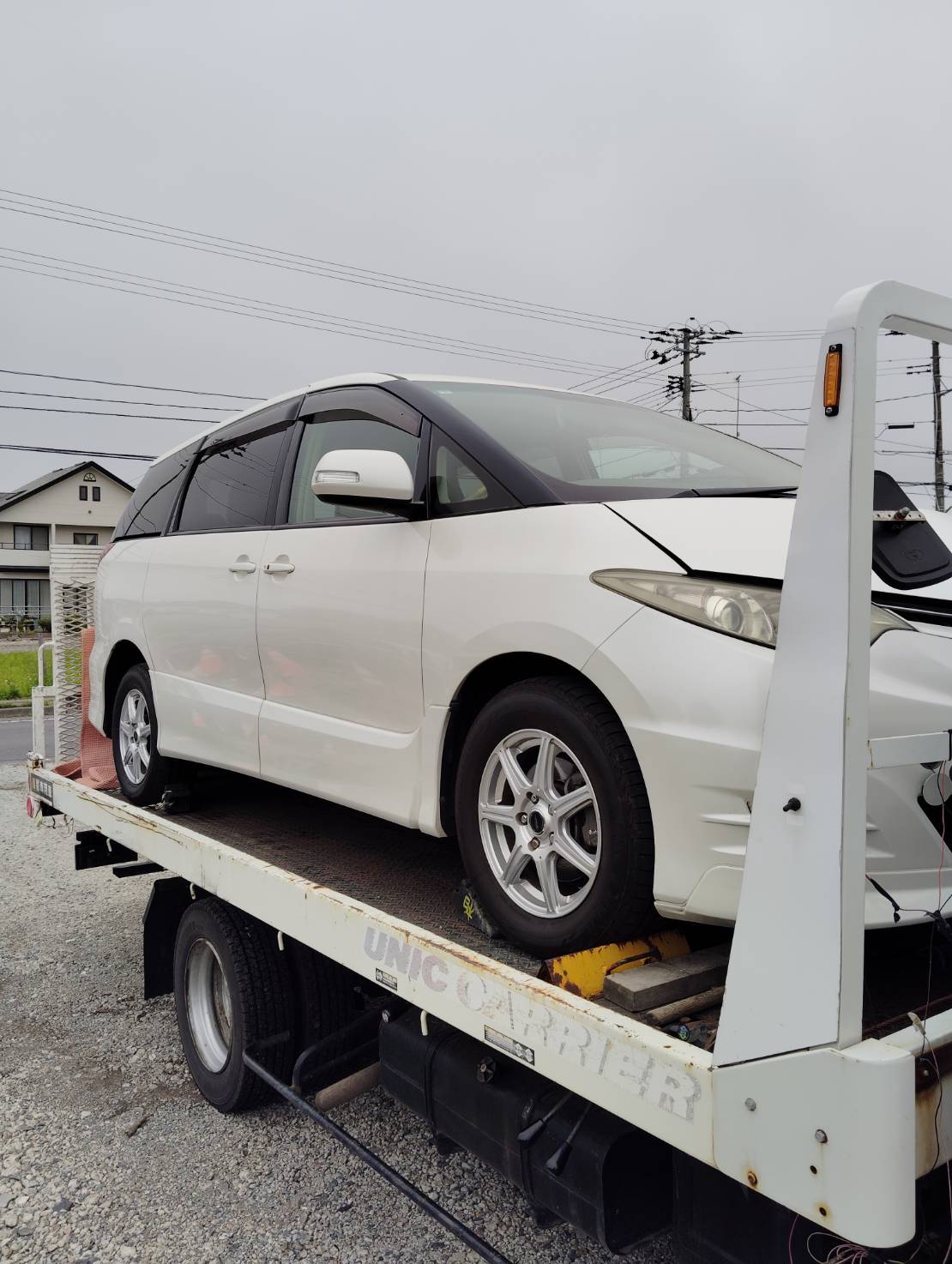トヨタ　エスティマAERAS　4WD