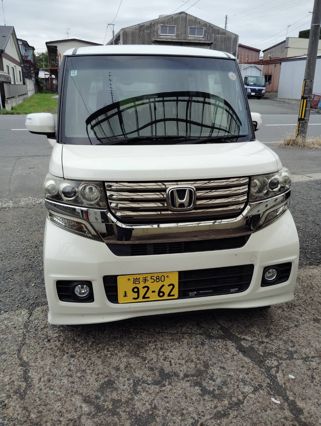【岩手県種市町】ホンダ　NBOXカスタム　4WD